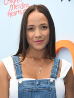 Dania Ramirez Longsleeve T-shirt #3257107
