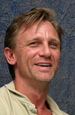 Daniel Craig posters