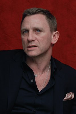 Daniel Craig posters