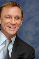 Daniel Craig Sweatshirt #2407970