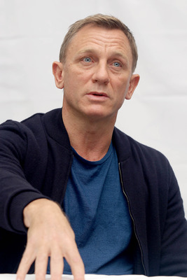 Daniel Craig posters
