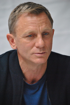 Daniel Craig posters
