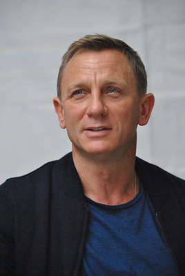 Daniel Craig posters