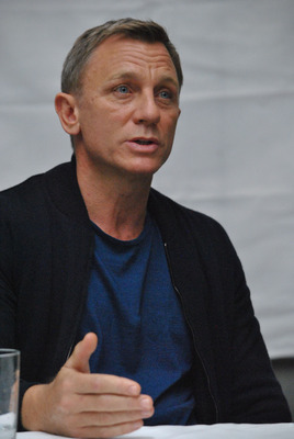 Daniel Craig posters