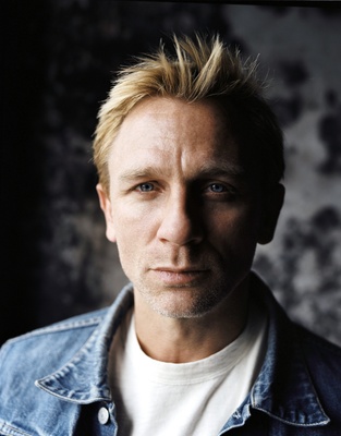 Daniel Craig posters