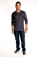 Daniel Sunjata Longsleeve T-shirt #2351157