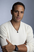 Daniel Sunjata Longsleeve T-shirt #2351158