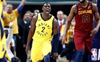 Darren Collison Sweatshirt #3384017