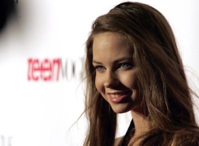 Daveigh Chase puzzle 1461012