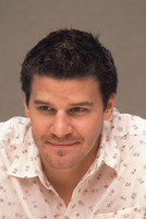 David Boreanaz Longsleeve T-shirt #2244437