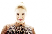 Demi Lovato Longsleeve T-shirt #2328858