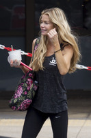 Denise Richards Longsleeve T-shirt #2752579