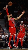 Denzel Valentine Sweatshirt #3453252