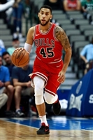 Denzel Valentine t-shirt #3453287