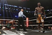 Deontay Wilder Sweatshirt #3586600