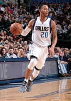 Devin Harris t-shirt #3402196