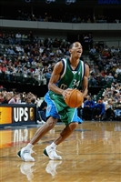 Devin Harris t-shirt #3402265
