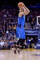 Devin Harris Sweatshirt #3402277