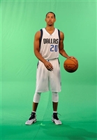 Devin Harris t-shirt #3402364