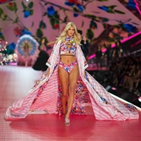 Devon Windsor longsleeve t-shirt #3635256