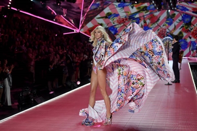 Devon Windsor posters