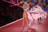 Devon Windsor hoodie #3787881