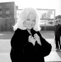 Diana Dors magic mug #G843512