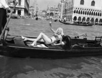 Diana Dors magic mug #G926334