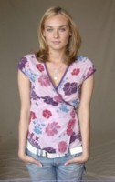 Diane Kruger Longsleeve T-shirt #1324872