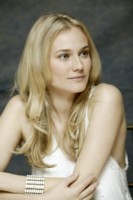 Diane Kruger Longsleeve T-shirt #1349620
