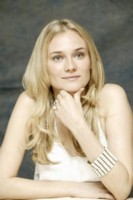 Diane Kruger Longsleeve T-shirt #1349635
