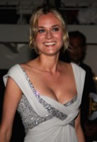 Diane Kruger Longsleeve T-shirt #1495565