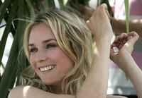 Diane Kruger Longsleeve T-shirt #2062796
