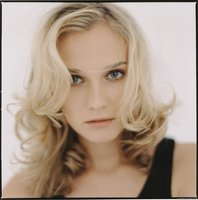 Diane Kruger Longsleeve T-shirt #2062831