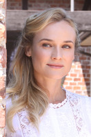 Diane Kruger Longsleeve T-shirt #2221421