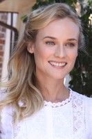 Diane Kruger Longsleeve T-shirt #2221422