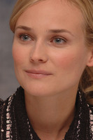 Diane Kruger Longsleeve T-shirt #2228537