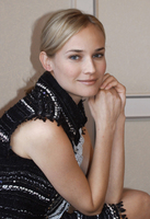 Diane Kruger Longsleeve T-shirt #2228554