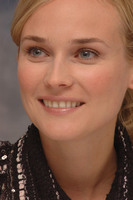 Diane Kruger Longsleeve T-shirt #2228556