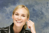 Diane Kruger Sweatshirt #2228559