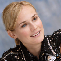 Diane Kruger Longsleeve T-shirt #2228562