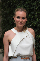 Diane Kruger Longsleeve T-shirt #2243778