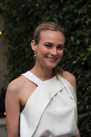 Diane Kruger Longsleeve T-shirt #2243799