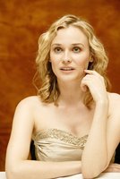 Diane Kruger Longsleeve T-shirt #2268450