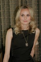 Diane Kruger Longsleeve T-shirt #2272560