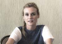 Diane Kruger Sweatshirt #2361827