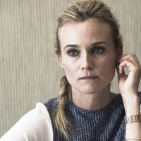 Diane Kruger Longsleeve T-shirt #2361835