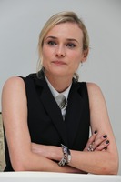 Diane Kruger Longsleeve T-shirt #2436976