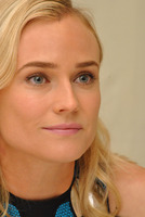 Diane Kruger Sweatshirt #2488350