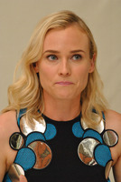 Diane Kruger Longsleeve T-shirt #2488361
